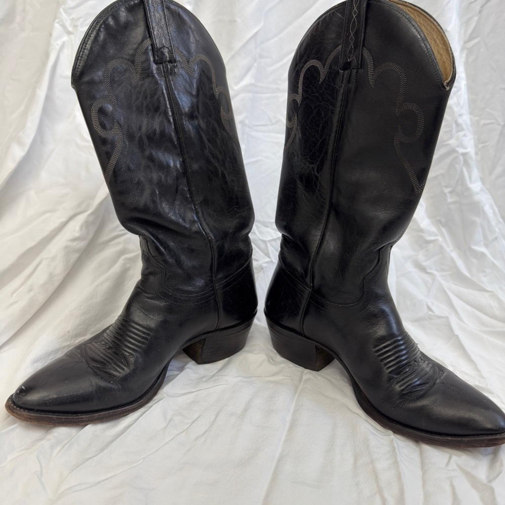 J. Chisholm Black Leather Heeled Boots